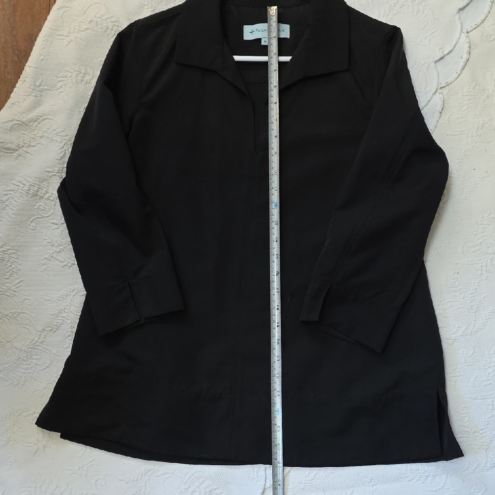 Tuckernuck Black Collared Tunic - Picture 5 of 5